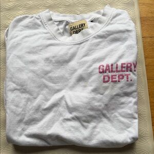 Gallery Dept White T‑Shirt with Pink Chest Logo